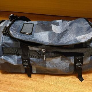 TheNorthFace ダッフルMサイズ