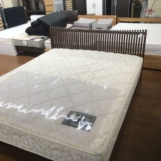 キングサイズベッド！中々出てこない大型ベッド！マットレス付き！