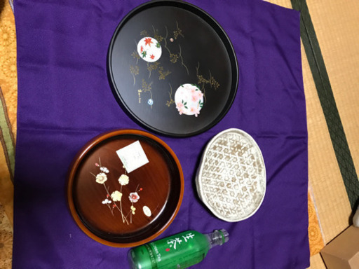 菓子鉢　お盆　丸盆　トレイ　食器　茶器　お茶
