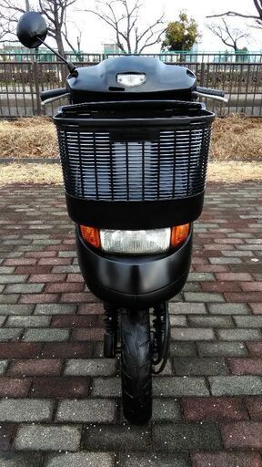 優れたエンジン。 (ホンダディオAF68) (Chesta)。 バッテリーは新品です。 フロントブレーキパッドはほとんど新しいです。 バックブレーキパッドはほぼ新品です。 シートカバーは新品です。 エンジンオイルは新品です。