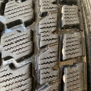 NR595 BERG 社外アルミ 15×6J5HPCD139.7+17 GOODYEAR/WRANGLER IP/N 225/80R15 バリ溝スタッドレス 4本Set ジムニー （TS37）クレジットカード QR決済可能