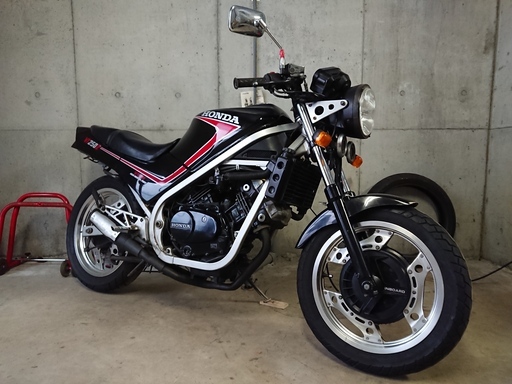 ホンダ VT250Z  MC08