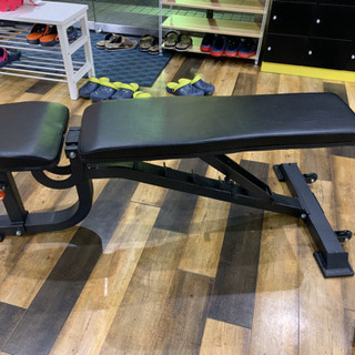 アジャストベンチ