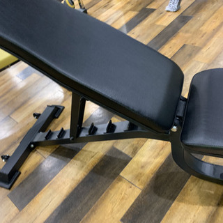 アジャストベンチ