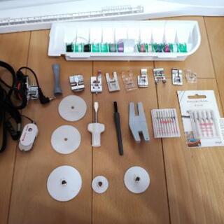 ハスクバーナ　刺繍ミシン　デザイナー　トパーズ30　刺繍プロ・刺繍糸セット