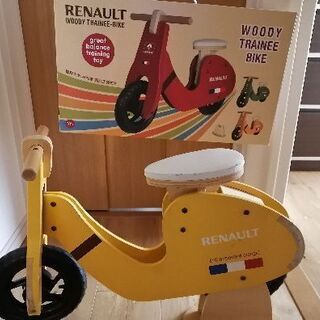 RENAULT(ルノー) ウッディトレーニーバイク 