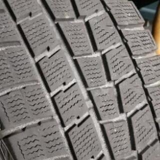 ダンロップスタッドレス4本2016年48週225/60-16静岡西部