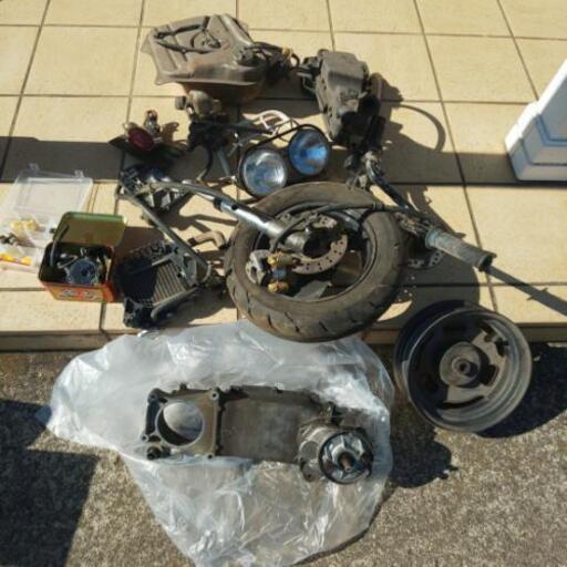 AF58ズーマー改 スペアパーツ多数おまけ付き AF58ズーマー改 スペアパーツ多数おまけ付き