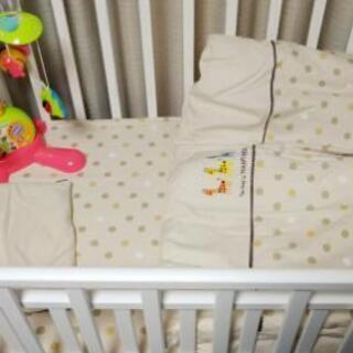 ベビーベッド布団セット　メリーおまけ付き ベビーベッド布団セット メリーおまけ付き