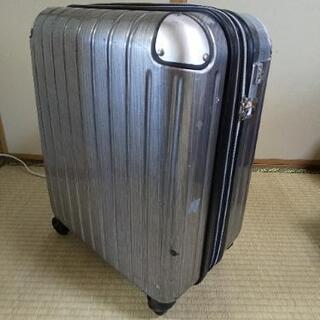 スーツケース(シルバー)