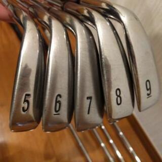 MASTERBUNNYゴルフバッグクラブセット（中身別ブランド）2/2