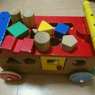 ミキハウス 車 乗れる 木製 MIKI HOUSE 知育玩具 パ...