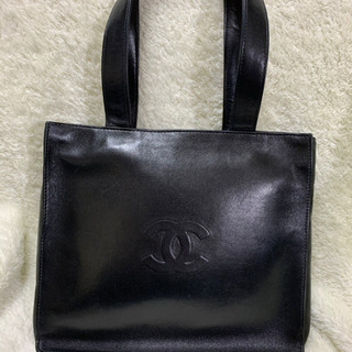 シャネル ラムスキンレザー 黒
