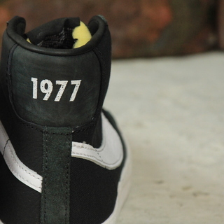 激レア Slam Jam Blazer Mid Class '77 24.5