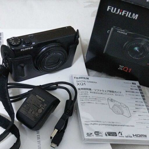 デジタルカメラ FUJI FILM XQ1 BLACK