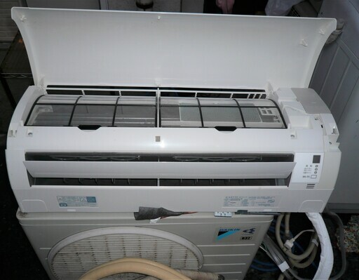 ☆ダイキン DAIKIN AN22SES-W 冷暖房ルームエアコン◆光速ストリーマ搭載