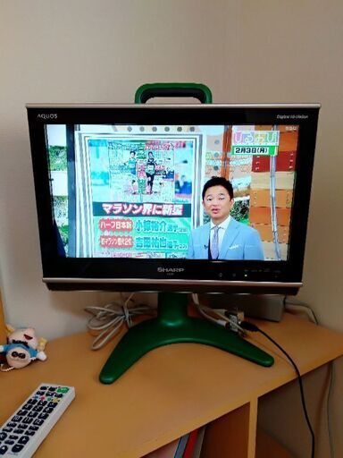 値下げします。AQUOS16インチ　2008年製中古