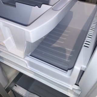 SHARP ノンフロン冷凍冷蔵庫　３ドア　264リットル　中古　2013年製 