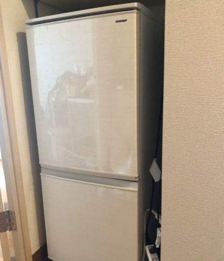 【お譲り先が決定しました】SHARP 冷蔵庫　137L