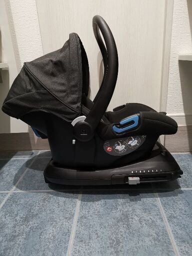 Cybex/サイベックスチャイルドシートとisofixベース