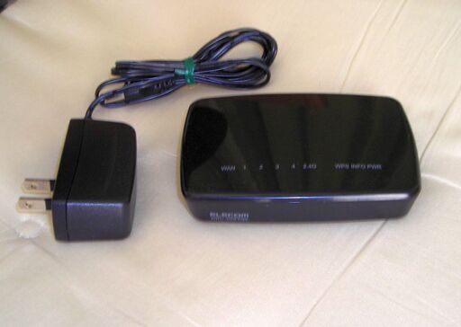 無線lanルータ Elecom Wrc 300febk 11b G N Hisa Ykhm 東戸塚の周辺機器の中古あげます 譲ります ジモティーで不用品の処分