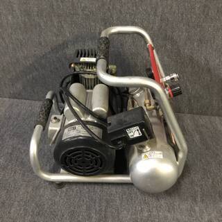 2/19 YO終  MAX エアコンプレッサー AK-820 電動工具 釘打ち 塗装 動作確認済み マックス YO東