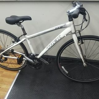 値下げしました！ クロスバイク TREK 7.3FX サイズ380mm ホワイト 