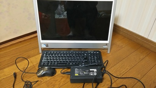 NEC  ValueStar Windows10Pro64bit 500GB メモリ4GB