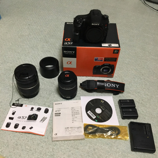 SONY α57 本体＋追加購入レンズ2本　予備バッテリー付