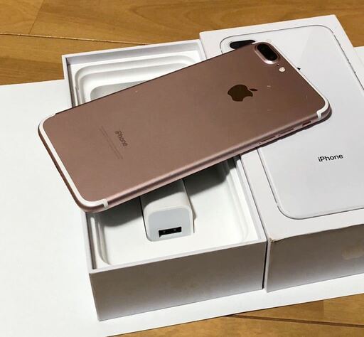 美品 海外版SIMフリー Apple iPhone 7 Plus 32gb ローズゴールド 安心