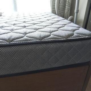 ニトリ セミダブルベッド