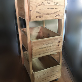 ワインの木箱で作った3段ワゴン