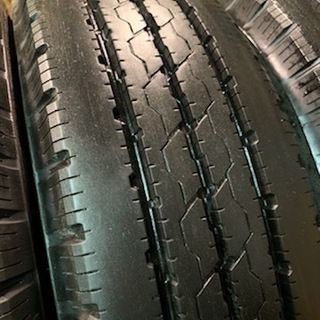 Bridgestone DURAVIS R205 205/70R17.5 115/113L LT 17.5インチ