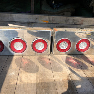 トラックテールランプ　デコトラ