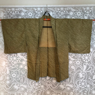 昭和アンティーク着物［E］女性用 羽織 袷 抹茶色の総絞り