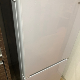 Hisense 冷蔵庫 ホワイト [2ドア /右開きタイプ /1...