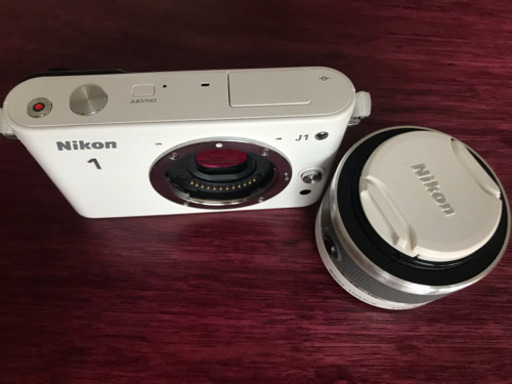 ニコン Nikon ミラーレス一眼カメラ ニコン Nikon 1 (ニコンワン) J1