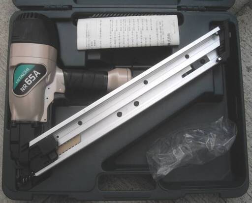 ☆美品☆日立 65mm接合金物用釘打機 【NR65A】丸釘打機