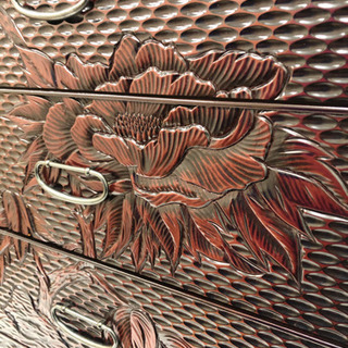 ♦︎鎌倉彫（手彫り）の高級チェスト　格安！