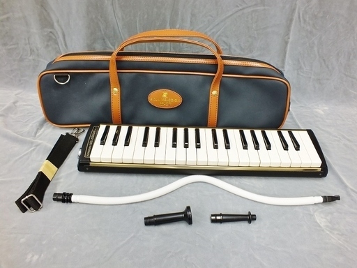 新品！スズキ　メロディオンM-37C 数量限定です！残り１台です！