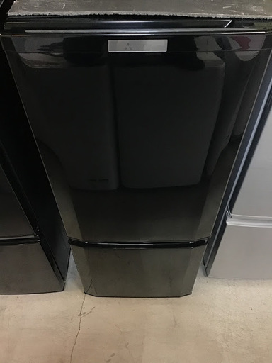 おすすめ 【送料無料・設置無料サービス有り】冷蔵庫 MTSUBISHI MR-P15Z-B 中古 冷蔵庫