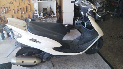 原付バイク売ります。 ヤマハJOGＺＲ県内配達費無料サービス付。 原付バイク売ります。 ヤマハJOGZR県内配達費無料サービス付。