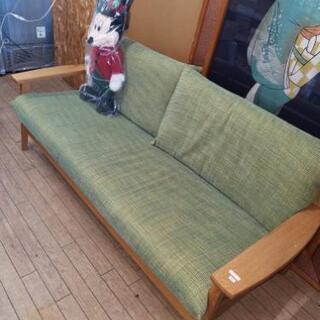 7ご購入ありがとうございました。キツツキ３人掛けソファー(税込み)