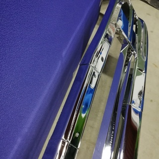 ② アイマックスバンパー同品 2トンワイド 輸送事故品 新品未使用 車の 