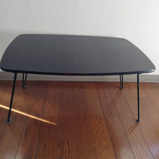 便利な折り畳みローテーブル