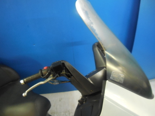 SUZUKI スカイウェイブ250 白 配送料割引キャンペーン 諸経費無し 消費