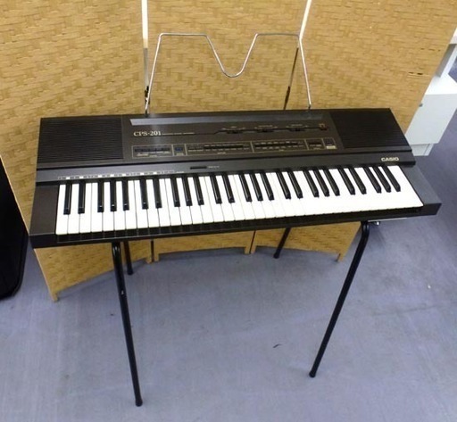 名機 CASIO 電子ピアノ 61鍵盤スタンド付き 86年製 ￥6800-