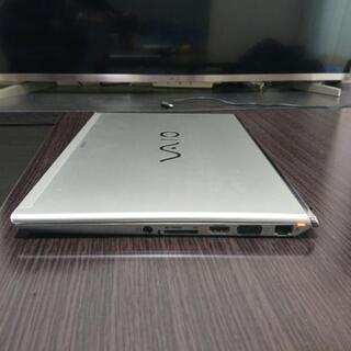 パソコン ノートパソコンSONY SVT131A11N （光沢）を激安で！