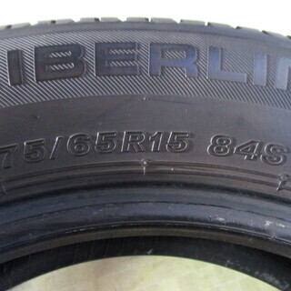激安中古タイヤ・175/65R15　4本セット
