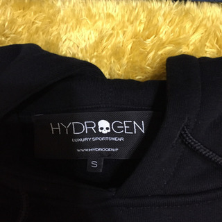 ハイドロゲンパーカー新作